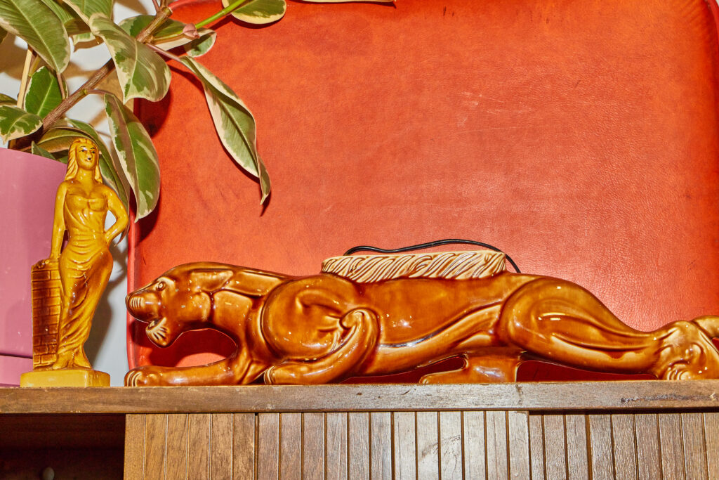 A Chicago Prop Stylist's Guide to Vintage Dishware Havens for